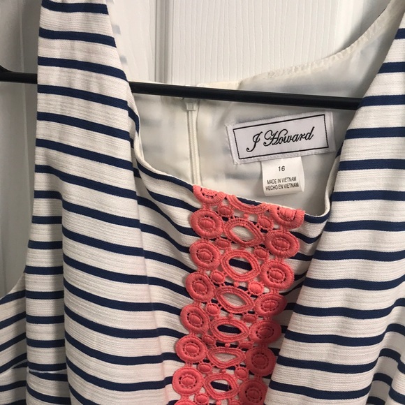 Shift Dress - Picture 4 of 4